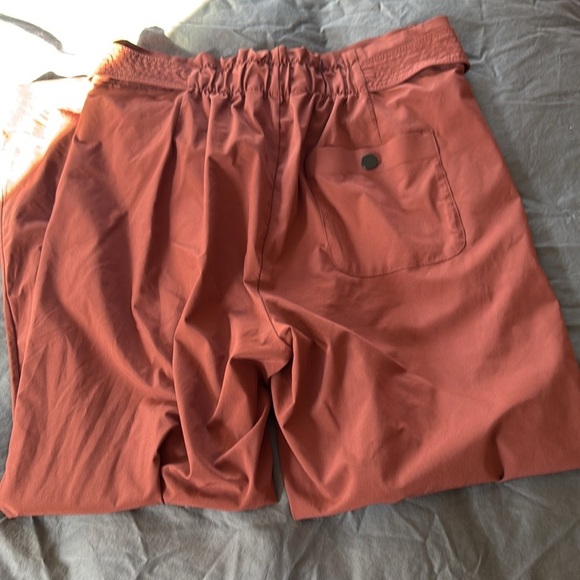 Athleta Skyline II Pant – Burgundy Size 8 | Stretch Performance Fabric - Picture 6 of 9